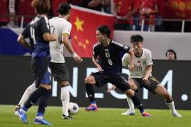 效率差距，法国0-2克罗地亚全场数据：射门17-8，射正6-4.